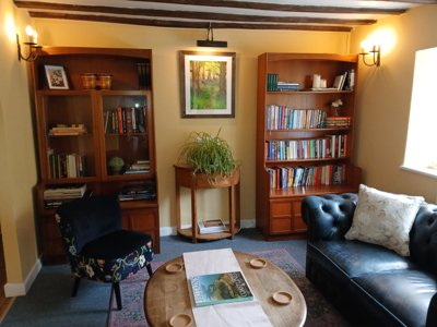 Room 5 — Suite